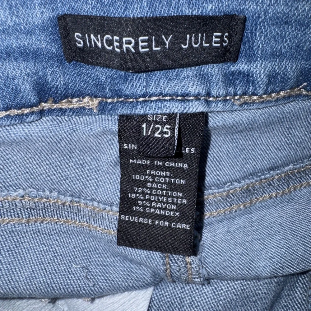 Sincerely Jules Jeans  Distressed  Womens Size 1/25 High Rise Straight Leg